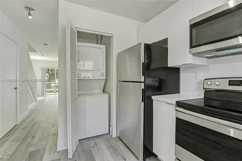 2054 NE 167th Street North Miami Beach FL 33162