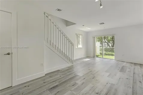 2054 NE 167th Street North Miami Beach FL 33162
