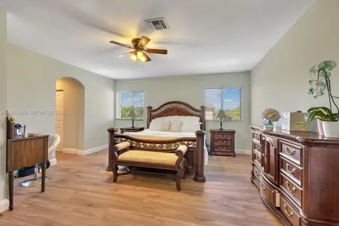 2152 NW 16th Terrace Homestead FL 33030