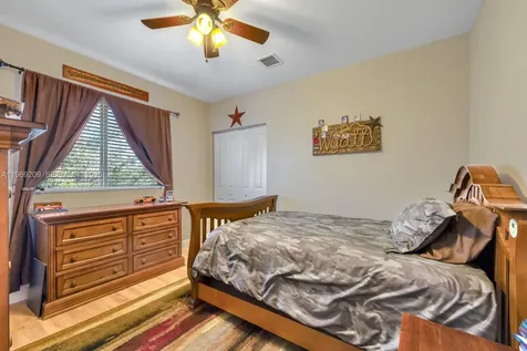 2152 NW 16th Terrace Homestead FL 33030