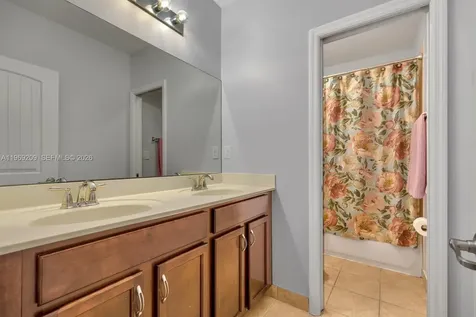 2152 NW 16th Terrace Homestead FL 33030