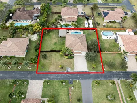 2152 NW 16th Terrace Homestead FL 33030