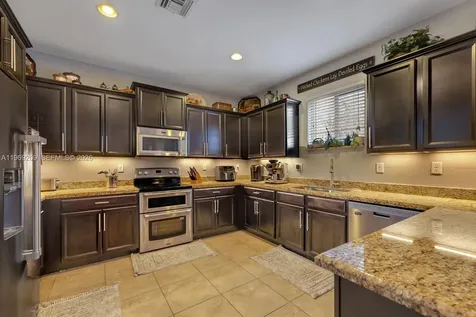 2152 NW 16th Terrace Homestead FL 33030