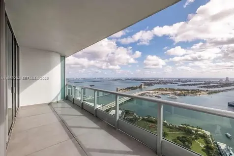 900 Biscayne Boulevard Miami FL 33132