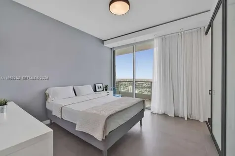 900 Biscayne Boulevard Miami FL 33132