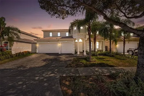 20671 SW 87th Court Cutler Bay FL 33189