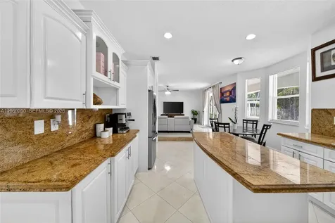 20671 SW 87th Court Cutler Bay FL 33189
