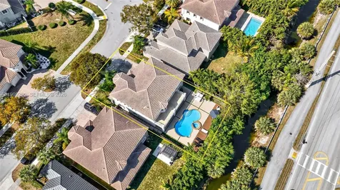 20671 SW 87th Court Cutler Bay FL 33189