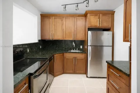 100 Bayview Drive Sunny Isles Beach FL 33160