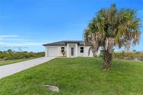 2910 67 Street Lehigh Acres FL 33971
