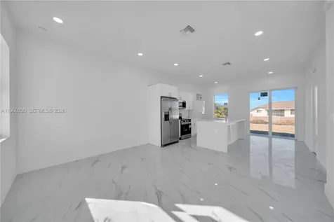 2910 67 Street Lehigh Acres FL 33971