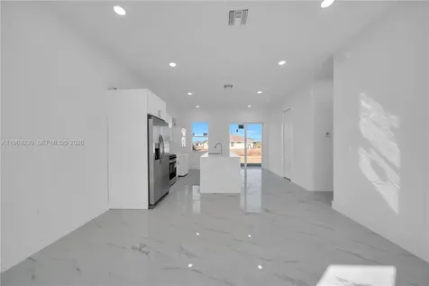 2910 67 Street Lehigh Acres FL 33971