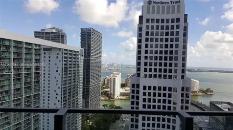 68 SE 6th Street Miami FL 33131