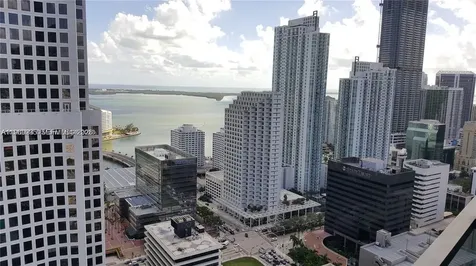 68 SE 6th Street Miami FL 33131