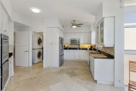 749 Crandon Bl Key Biscayne FL 33149
