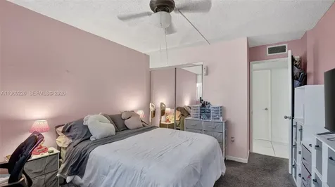 8889 W Fontainebleau Boulevard Miami FL 33172