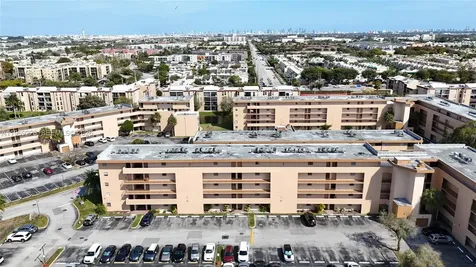 8889 W Fontainebleau Boulevard Miami FL 33172