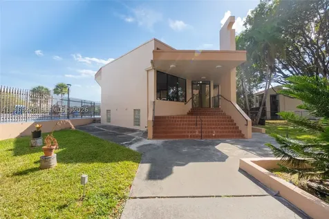 8889 W Fontainebleau Boulevard Miami FL 33172
