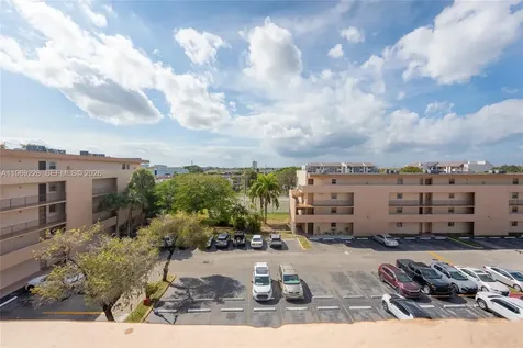 8889 W Fontainebleau Boulevard Miami FL 33172