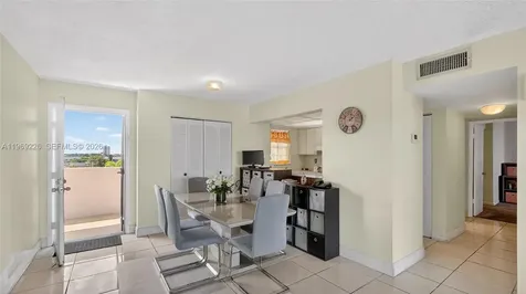8889 W Fontainebleau Boulevard Miami FL 33172