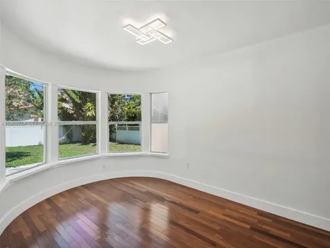 8875 Abbott Avenue Surfside FL 33154