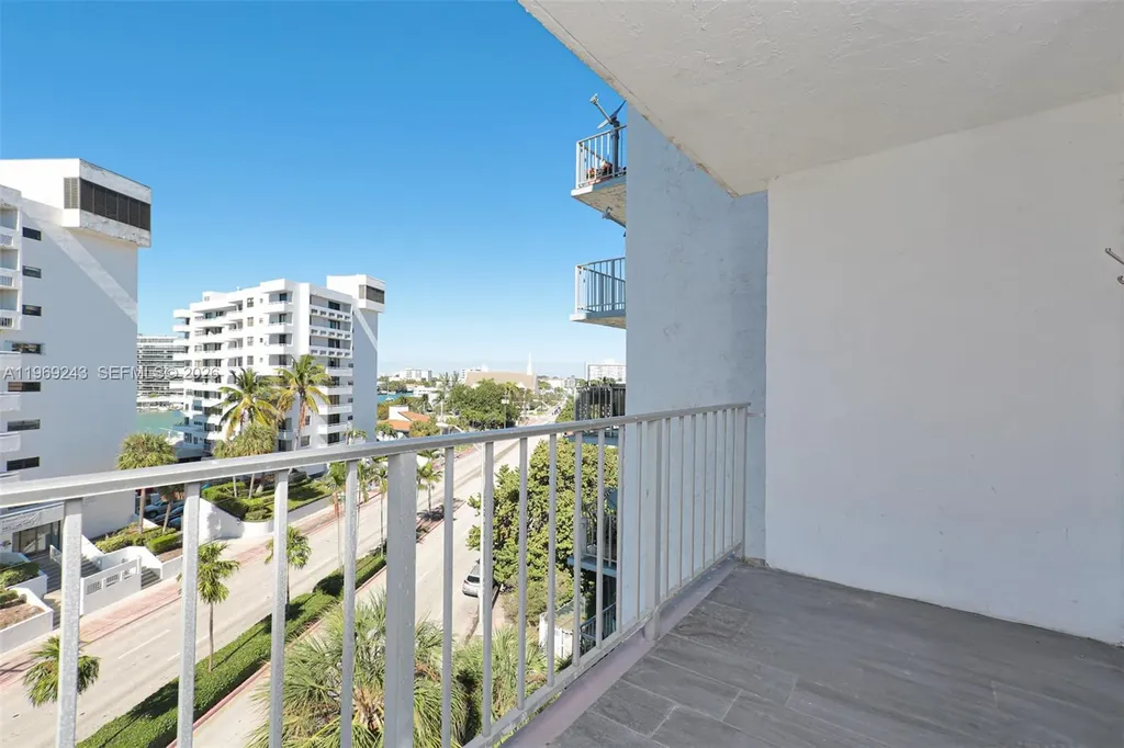 6801 Indian Creek Drive Miami Beach FL 33141