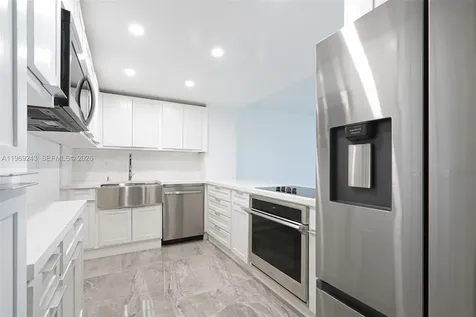 6801 Indian Creek Drive Miami Beach FL 33141