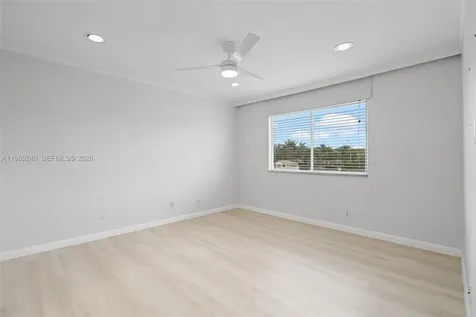 4722 Lago Vista Drive Coconut Creek FL 33073