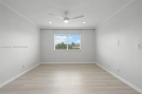 4722 Lago Vista Drive Coconut Creek FL 33073