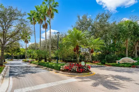 4722 Lago Vista Drive Coconut Creek FL 33073