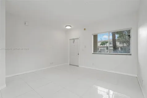 4722 Lago Vista Drive Coconut Creek FL 33073