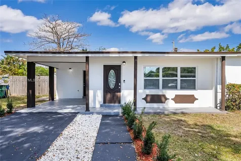 3341 NW 7th Street Lauderhill FL 33311