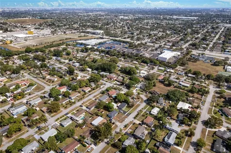 3341 NW 7th Street Lauderhill FL 33311