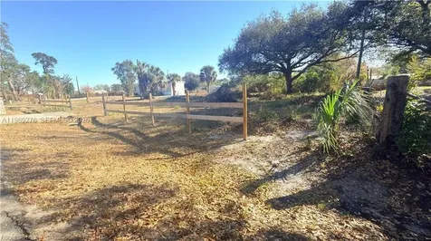 8395 Ebson Drive North Fort Myers FL 33917