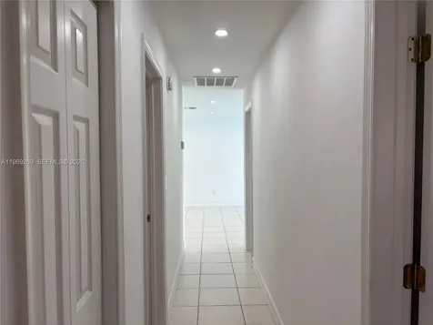 6751 Cleveland Street Hollywood FL 33024