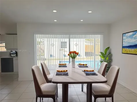6751 Cleveland Street Hollywood FL 33024
