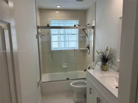 6751 Cleveland Street Hollywood FL 33024
