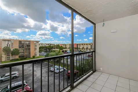 9150 Fontainebleau Boulevard Miami FL 33172