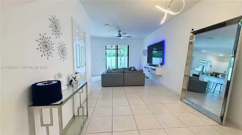 3264 W 100th Terrace Hialeah FL 33018