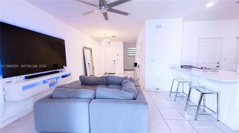3264 W 100th Terrace Hialeah FL 33018