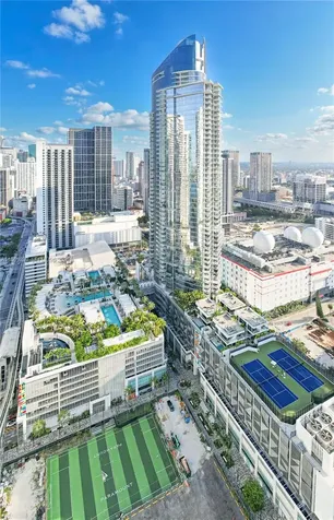 851 NE 1st Avenue Miami FL 33132