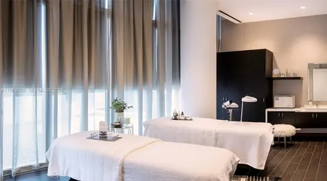 851 NE 1st Avenue Miami FL 33132