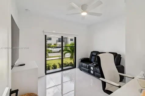 1396 NW 3rd Street Florida City FL 33034