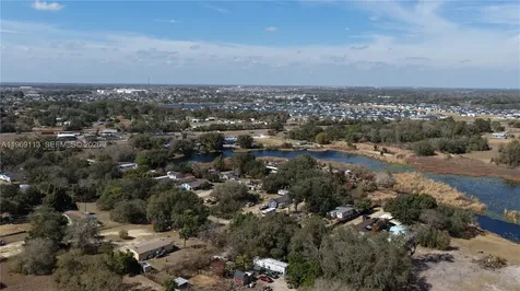 800 Us Highway 17/92 Davenport FL 33837