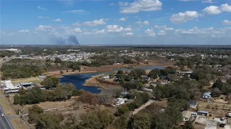 800 Us Highway 17/92 Davenport FL 33837