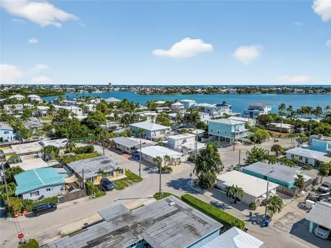 11405 3rd Avenue Ocean Marathon FL 33050