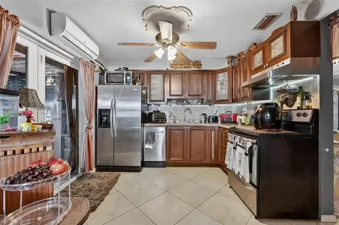 4280 NE 11th Terrace Pompano Beach FL 33064