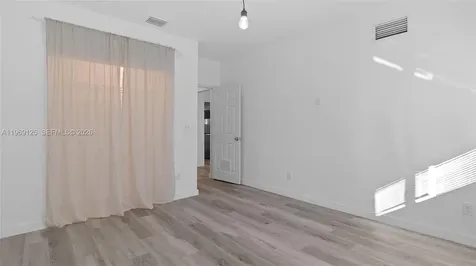 1561 Jefferson Avenue Miami Beach FL 33139