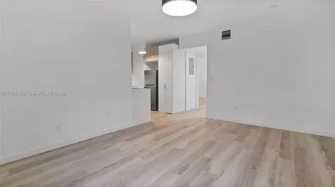 1561 Jefferson Avenue Miami Beach FL 33139