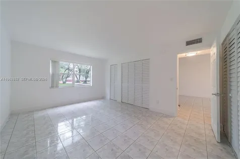 8501 NW 8th Street Miami FL 33126